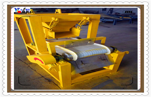 干粉磁選機廠家，河南干粉磁選機廠家盡職盡責生產(chǎn)設(shè)備_磁性礦河南干粉磁選機廠家盡職盡責生產(chǎn)設(shè)備_河南干粉磁選機廠家盡職盡責生產(chǎn)設(shè)備工作視頻皮帶及結(jié)構(gòu)價