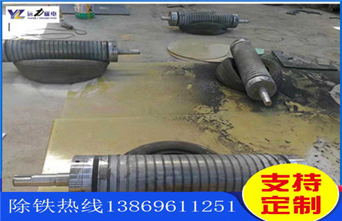 鉀長(zhǎng)石提純磁選機(jī)，鉀長(zhǎng)石提純磁選機(jī)_鐵礦選礦鉀長(zhǎng)石提純磁選機(jī)磁場(chǎng)一般為多少_磁塊如何排列