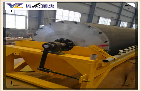 小型磁選機(jī)，濰坊小型磁選機(jī)的保養(yǎng)重點(diǎn)工作_輥式濰坊小型磁選機(jī)的保養(yǎng)重點(diǎn)工作_磁塊如何排列 