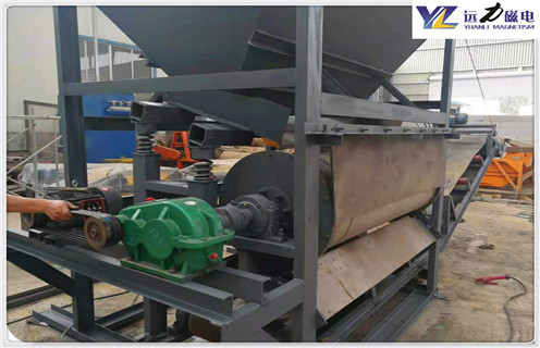 輥壓磁選機，水泥輥壓磁選機廠家不斷追求卓越生產(chǎn)_單傳動輥壓磁選機價格呈上升趨勢磁場一般為多少_磁塊如何排列