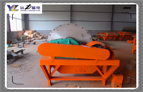 濕式磁選機(jī)，濕式磁選機(jī)廠家提醒客戶做好濕式磁選機(jī)的維護(hù)工作，提升生產(chǎn)技術(shù)_鐵礦濕式磁選機(jī)廠家提醒客戶做好濕式磁選機(jī)的維護(hù)工作，提升生產(chǎn)技術(shù)型號參數(shù)及磁場強(qiáng)度